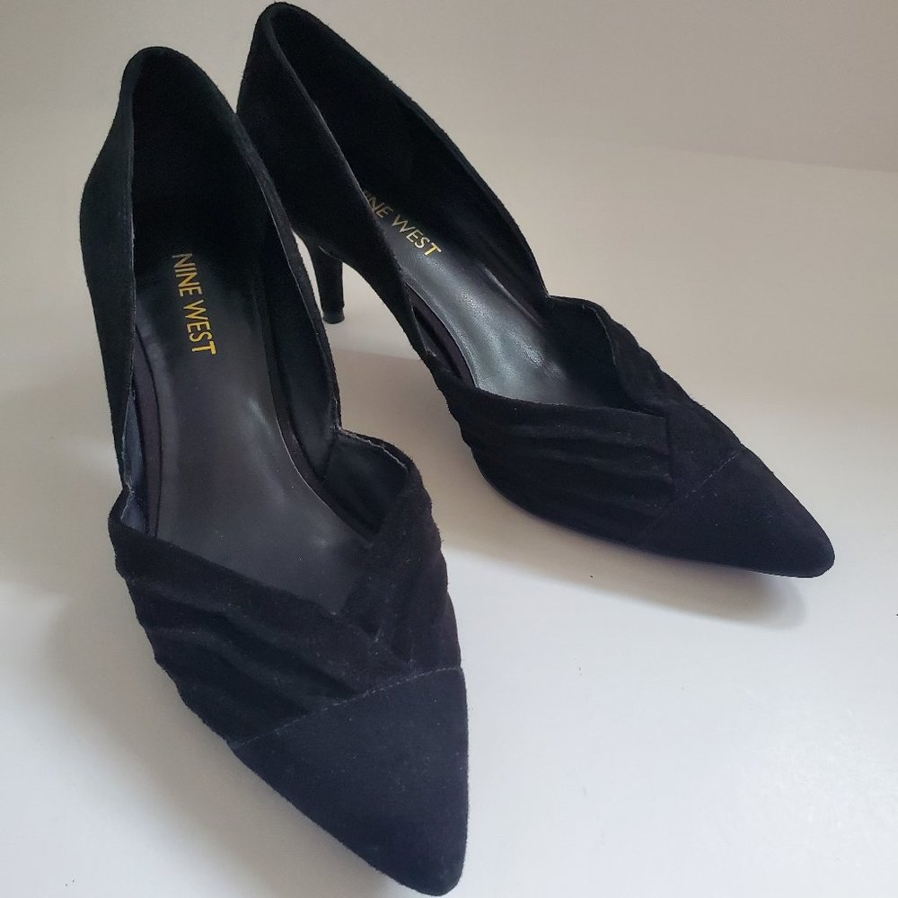 NINE WEST Black Suede Heels Classic Pointed Toe Formal Cocktail Office Siren